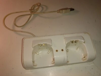 Blue Light Charge Station For Wii Game System - Image 1 of 2