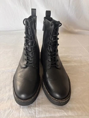 Botas femininas de combate Michael Kors Tavie couro preto tamanho 8m - Imagem 1 de 4
