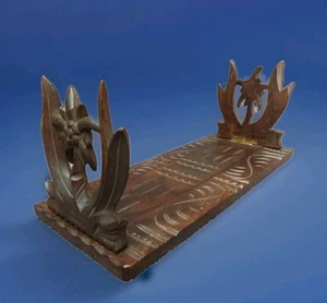 ANTIQUE HAND CARVED BOOK SLIDE WOODEN ADJUSTABLE BOOKENDS BLACK FOREST EDELWEISS - Picture 1 of 13