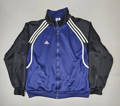 Chaqueta deportiva Adidas con cremallera completa para hombre grandes bolsillos con cremallera acento a rayas. De colección Foto 1 de 4