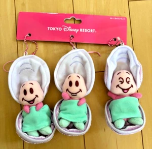 Japan Tokyo Disney Resort Young Oyster Alice in Wonderland plush Keychain NEW - Picture 1 of 2