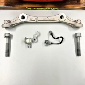 New Front genuine Mercedes G63 GLS63 GLE63 Left Brake adapter and pipe kit - Picture 1 of 3