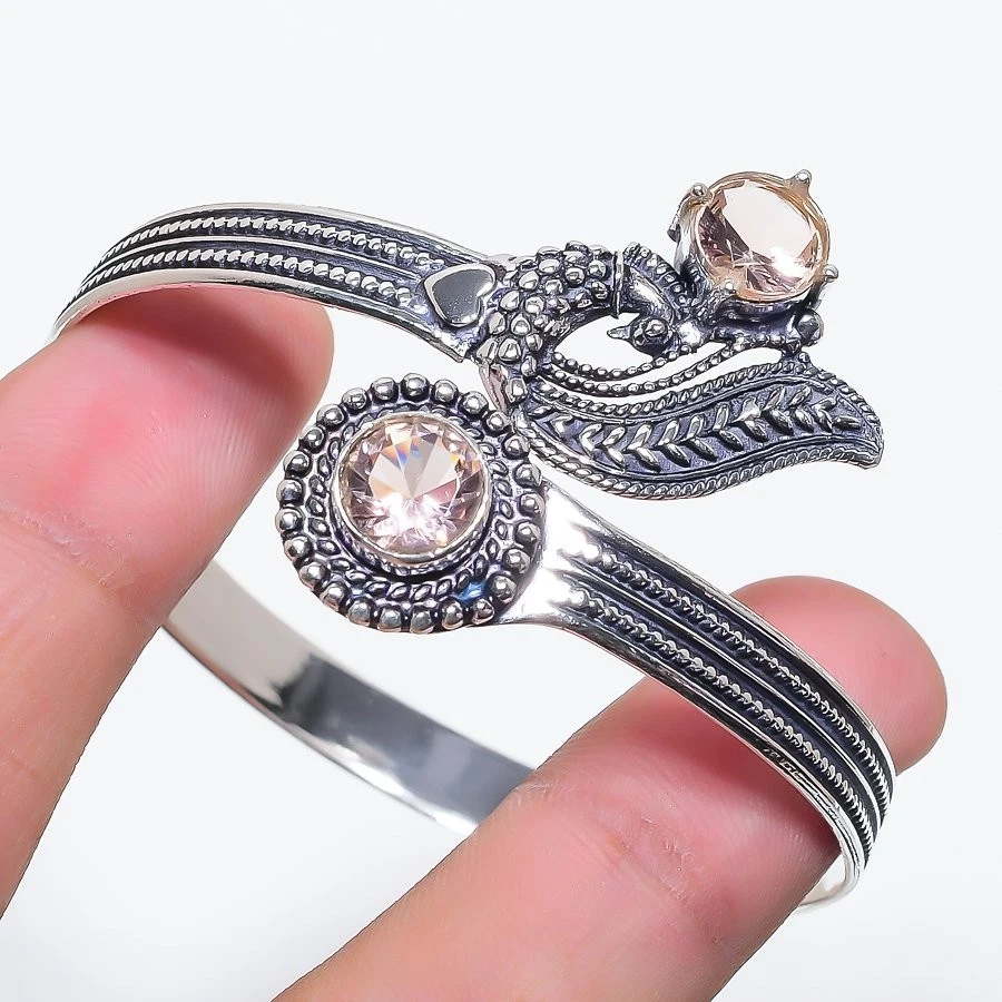 Brazalete ajustable de plata de ley 925 hecho a mano con piedras preciosas de ónix verde Foto 1 de 1