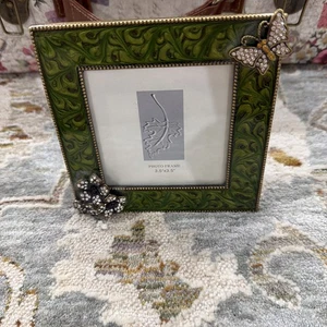 Green Pewter Photo Frame 3.5*3.5” Gift Christmas Jewel Picture Butterfly Floral - Picture 1 of 13