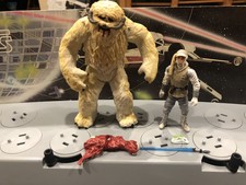 Star Wars Saga Lot Hoth Attack Luke Skywalker and Wampa Ice Cave 2003