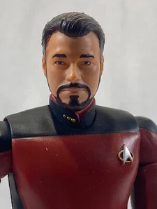 SUPER 7 ULTIMATES! Commander RIKER Star Trek The Next Generation Wave 1 2024 - Picture 1 of 7