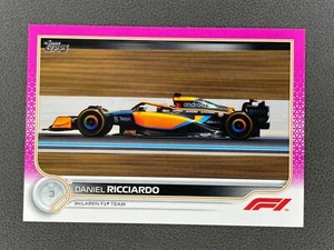 Daniel Ricciardo - 2022 Topps Formula 1 #120 Fuschia Parallel F1 Cars SP SN /150 - Picture 1 of 2