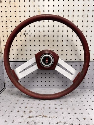 Volante deportivo Oldsmobile 98 88 1977-1988 Foto 1 de 4