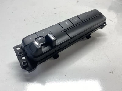 Interruptor de control de tracción Dodge Ram 1500 2013-2018 OEM P68247620AA Foto 1 de 4