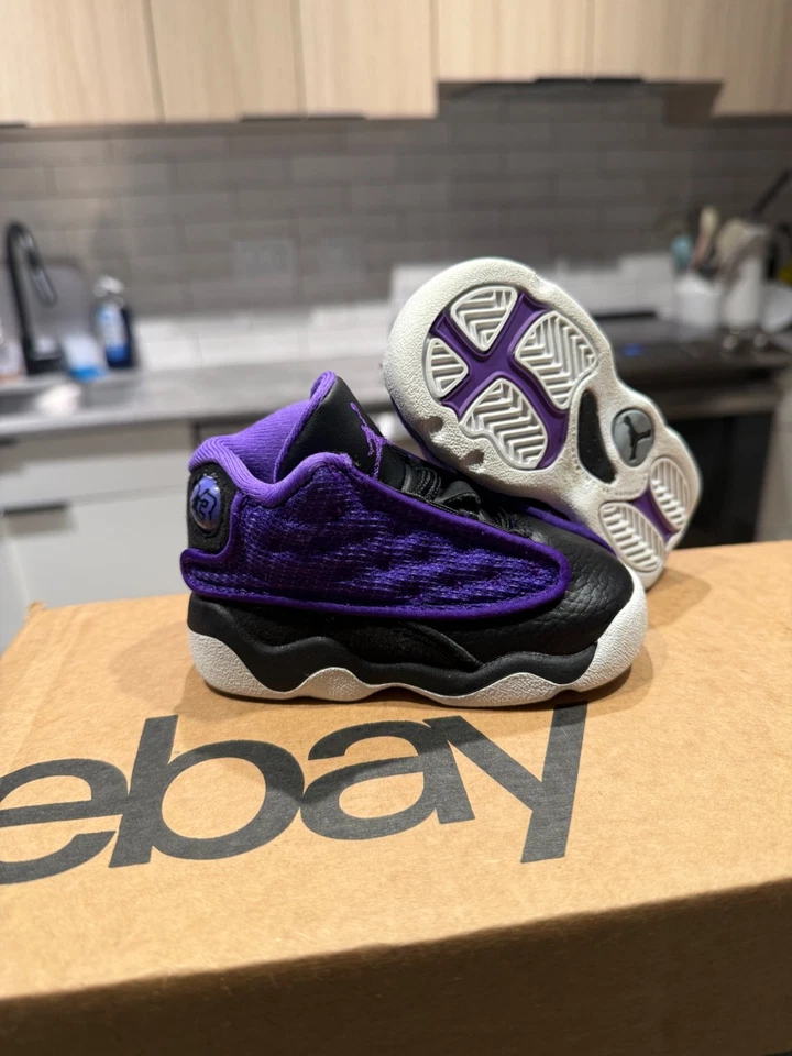 Air Jordan AJ13 Retro TD Niño Pequeño Tenis Púrpura Zapatos 23 Lakers FD4647-501 4C Foto 1 de 4