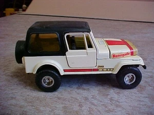 Vintage ERTL Jeep Renegade Diecast - Picture 1 of 8