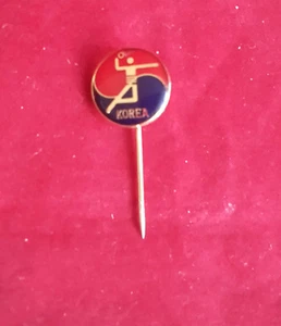 DISTINTIVO SPILLA PIN PALLAMANO KOREA - Picture 1 of 1