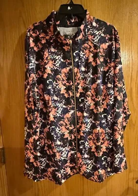 Livi Lane Bryant Long Sleeve Soft Zip Up Jacket Floral Size 26/28 - Image 1 of 4