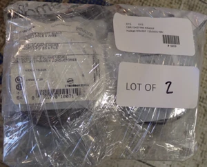 New Lot of 2 Hubbell RR430F 30 Amp 125/250 VAC 3 Pole Flush Power Receptacle - Picture 1 of 5