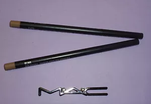 2 neue MAC Buntstift Quellen Augenbrauen Styler Fling 0,003 Unzen - Bild 1 von 1