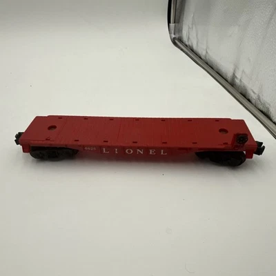 LIONEL POSTWAR O GAUGE FLAT CAR #6825 - NO LOAD - FLAT CAR ONLY - Image 1 of 4