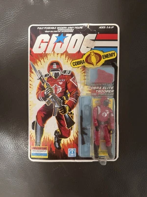 GI Joe “CRIMSON GUARD” Cobra Hasbro sin perforar sin usar, en caja 1983 Foto 1 de 3