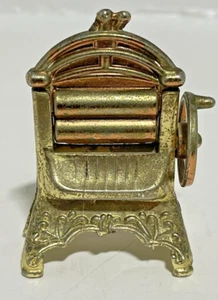 masterpiece beautiful of metal made in England - Picture 1 of 5