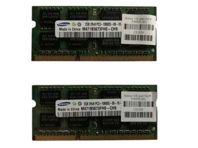 Samsung 4GB kit (2 x 2GB) Moduli MMemoria RAM da 2 GB - 2Rx8 - M471B5673FH0-CH9 - Immagine 1 di 2