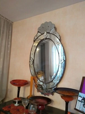 Très grand MIROIR VENITIEN  ANCIEN de forme ovale - Photo 1/4