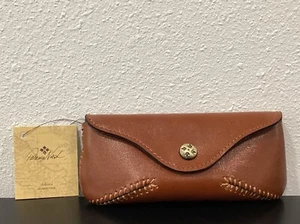 Patricia Nash Ardenza Glasses Case 100% Leather Tan 8" x 1" x 3.5" Brand New - Picture 1 of 7