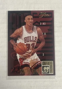 Scottie Pippen 1994-95 Flair Hot Numbers #13 BULLS - Picture 1 of 2