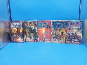 The Wheel of Time series by Robert Jordan Paperback Book Lot 5 - Bild 1 von 15