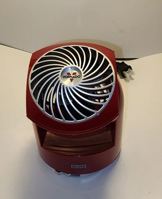 Vornado Personal Desktop Fan..Red.Works.2 Speed Model Flippi. Open Box. - Image 1 of 4