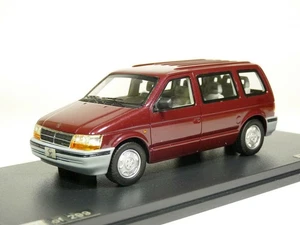Chrysler Voyager 1994 1/43 GLM GLM105702 - Picture 1 of 5