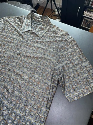 Arte abstracto psicodélico Jhane Barnes Med multicolor con botones seda WOW Foto 1 de 4