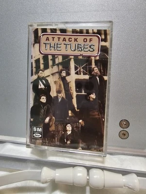 Attack Of The Tubes by The Tubes (Cassette, Album, 1987, Capitol) White Shell - Imagem 1 de 4