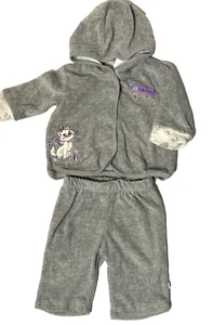 2010 Disney Bebé 0-3 Meses Aristocats Marie Gris Conjunto Pantalones Cárdigan - Imagen 1 de 5