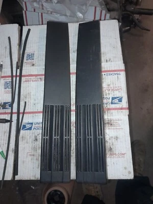 Toyota Pickup 1984-1988 cabina regular pilar moldura Foto 1 de 4