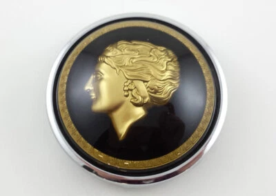 VW ПЛОСКИЙ 4 БАНДЖО РУЛЕВОЕ КОЛЕСО PPORSCHE 356 VDM АКСЕССУАР ЗОЛОТОЙ ЛЕДИ ГУДОК КНОПКА - Изображение 1 из 4