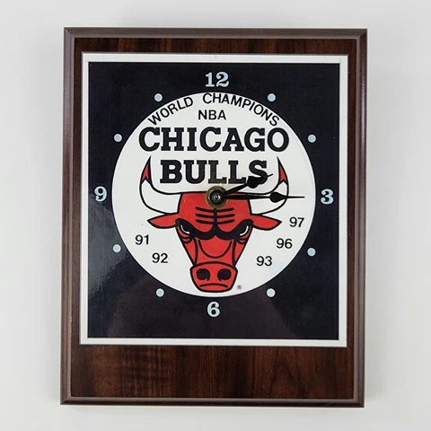 1997 Chicago Bulls 5 time NBA World Champions Clock 8"x10" Tested Working Cover