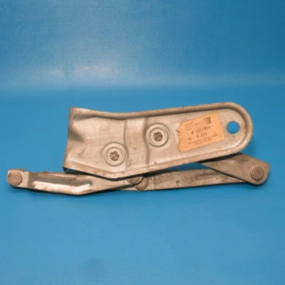 Nuevo de Lote Antiguo GM RH Hood Bisagra 1963 Buick LeSabre Invicta Wildcat Electra Foto 1 de 4