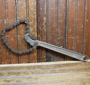 CRAFTSMAN  CHAIN WRENCH 55713 REVERSEABLE 4" CAPACITY PIPE PLUMBING HAND TOOL - Picture 1 of 9