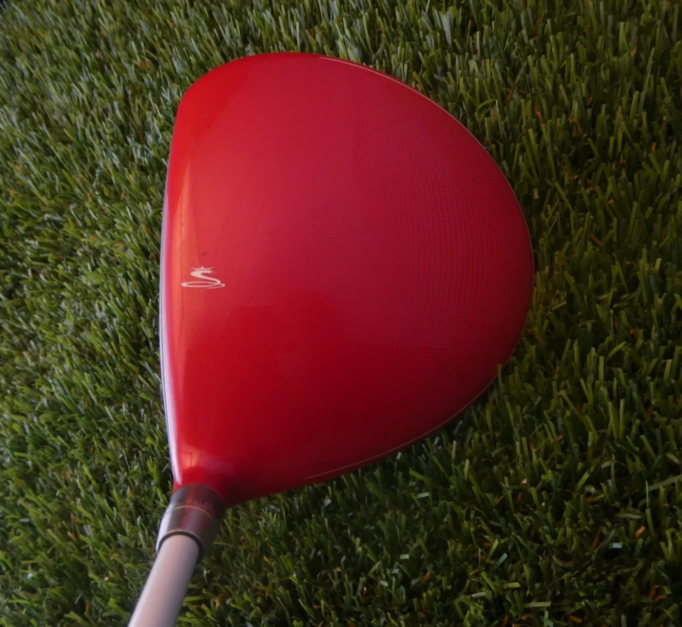 MINT Ladies Adjustable Loft COBRA KING F6 Driver Custom Matrix Red Tie Graphite - Image 1 of 4