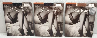 LOTE DE 3 meias de náilon Vanity Fair coxa alta renda margarida 1 nude e 2 pretas P/M - Imagem 1 de 4