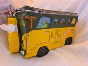 Bandolera LOUNGEFLY Teenage Mutant Ninja Turltle Fiesta Vagón Figura Iluminada - Imagen 1 de 5