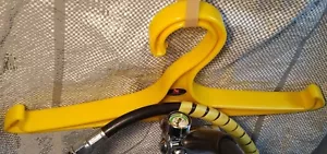 SCUBA hanger wet suit & octopus BCD a Carlsberg hanger? Very Robust - Picture 1 of 3