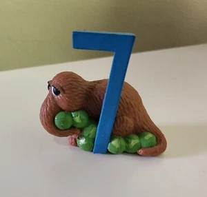 Vintage Snuffleupagus PVC Figure Sesame Street Birthday Number 7 Cake Topper  - Picture 1 of 3