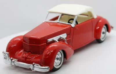 MATCHBOX MODELS OF YESTERYEAR 37 Cord 812 Supercharged Convertible Phaeton Sedan - Image 1 of 4