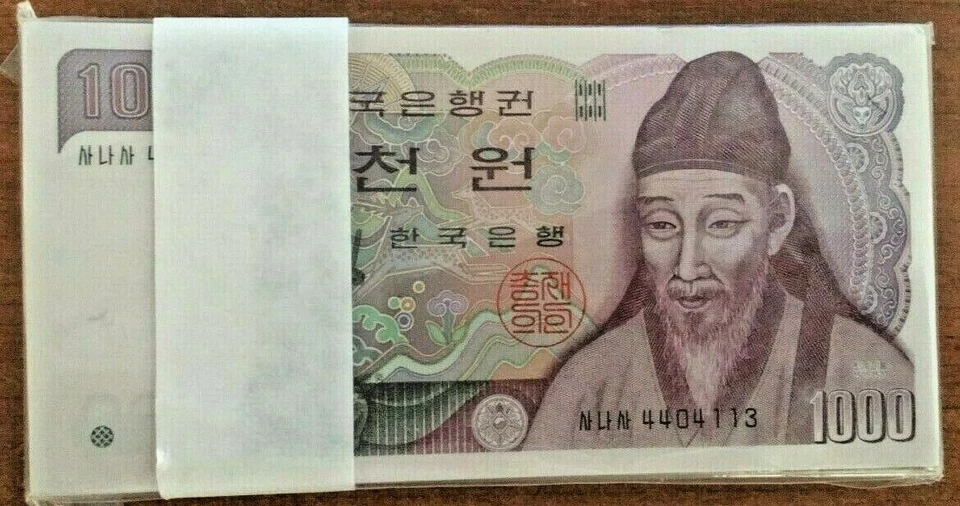 KOREA SOUTH 1000 WON P-47 1983 1,000 x 100 Pcs Bundle Lot YI UNC KOREAN MONEY - Image 1 of 2