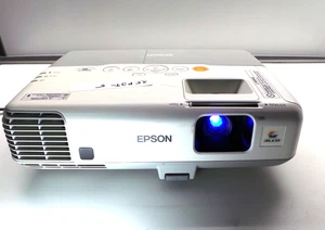 Epson PowerLite 93 3LCD Projector H382F - 2400 Lumens Tested- Power Cord only - Picture 1 of 9
