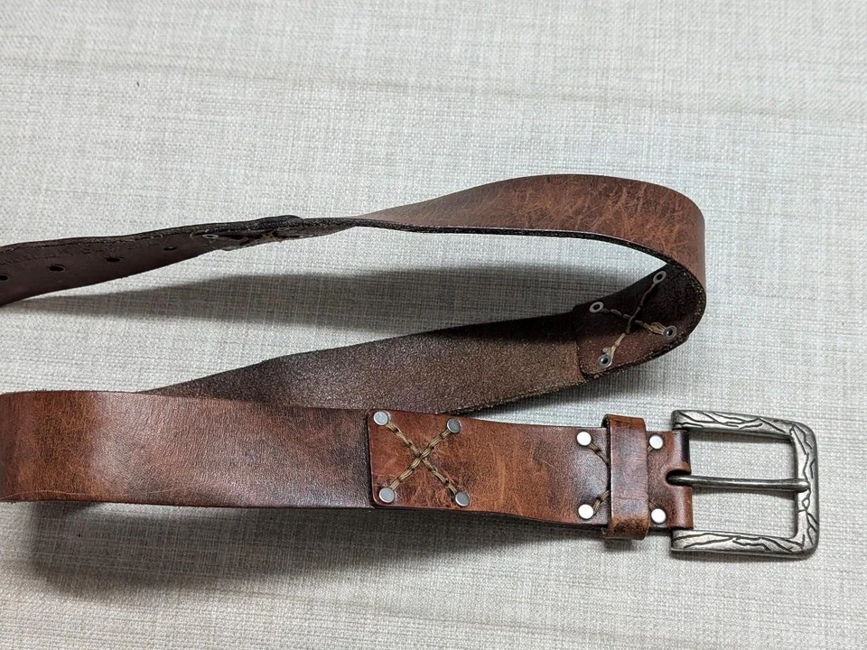 винтажный Y2K кожаный ремень с заклепками коричневый 34 мотоцикла пряжка ковбойский вестерн - Изображение 1 из 4