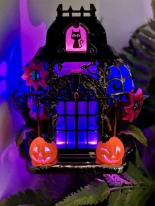 Bath & Body Works Wallflower Halloween Projector Plug-In 2021 Haunted House Bats - Picture 1 of 7