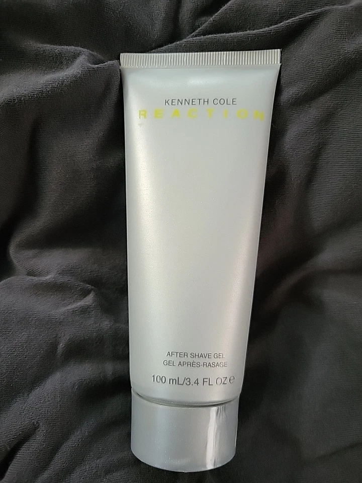 Gel para después del afeitado Kenneth Cole Reaction 3,4 FL. OZ. Como se ve en fotos sin caja  Foto 1 de 3