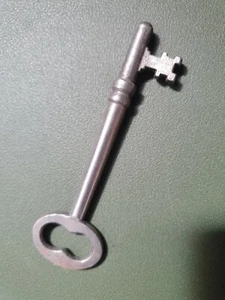 Llave de puerta grande esqueleto antiguo original 10,5 cm - Imagen 1 de 2