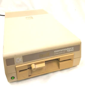 Lecteur de disquette vintage Commodore 1541 - Photo 1/5